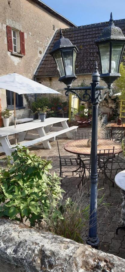 Les Petites Mirabelles Panzió Noyers-sur-Cher Kültér fotó